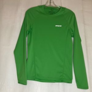 Patagonia Mens Polyester Long sleeve base layer shirt lime green xsmall